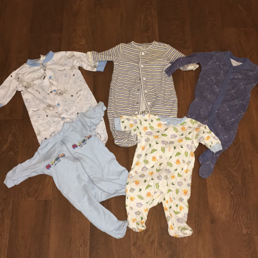 5 piece baby boy body suits!!